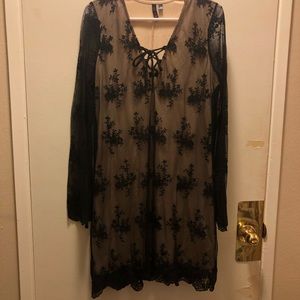 Black and Nude Floral Lace Long Sleeve Dress